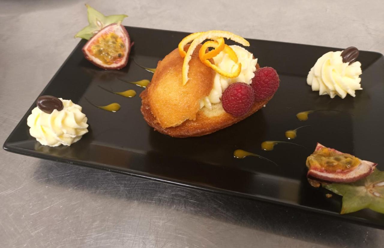 Logis Hotel Restaurant De La Madeleine Commercy Zewnętrze zdjęcie
