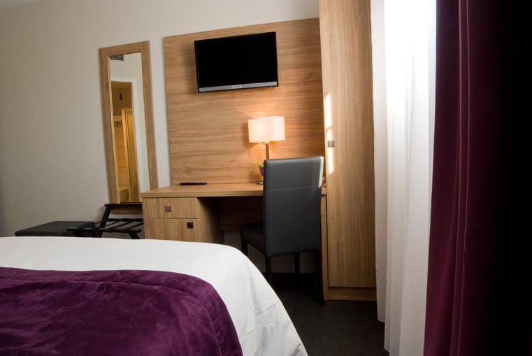 Logis Hotel Restaurant De La Madeleine Commercy Zewnętrze zdjęcie